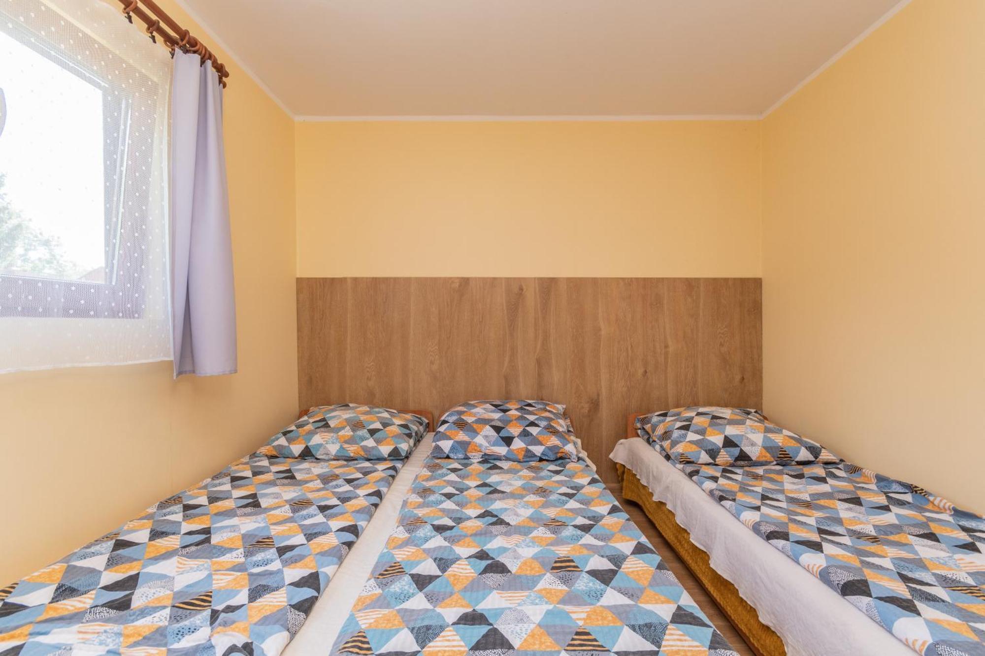 Domki Pod Zlotym Debem Katy Rybackie Bagian luar foto
